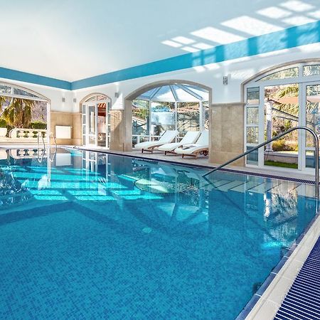 Apartments Anna Omis Bagian luar foto